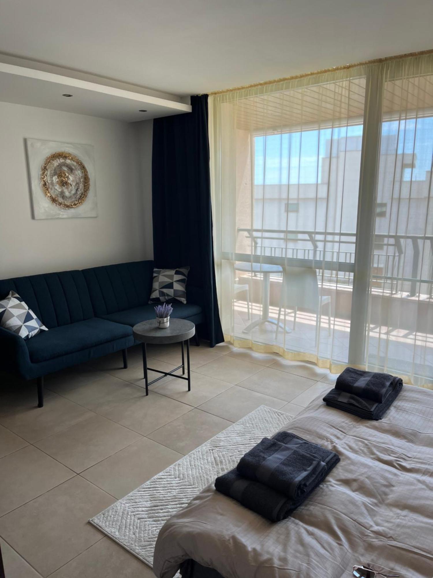 Privat Apartament Marina City Balchik Exterior foto